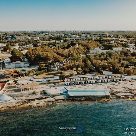 Baia Sangiorgio Hotel & Beach Club Bari Zewnętrze zdjęcie