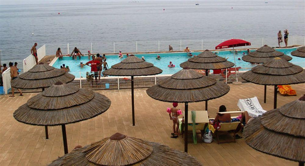 Baia Sangiorgio Hotel & Beach Club Bari Zewnętrze zdjęcie