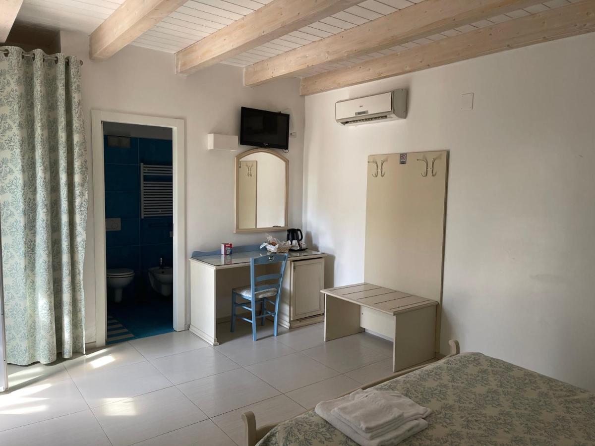 Baia Sangiorgio Hotel & Beach Club Bari Zewnętrze zdjęcie