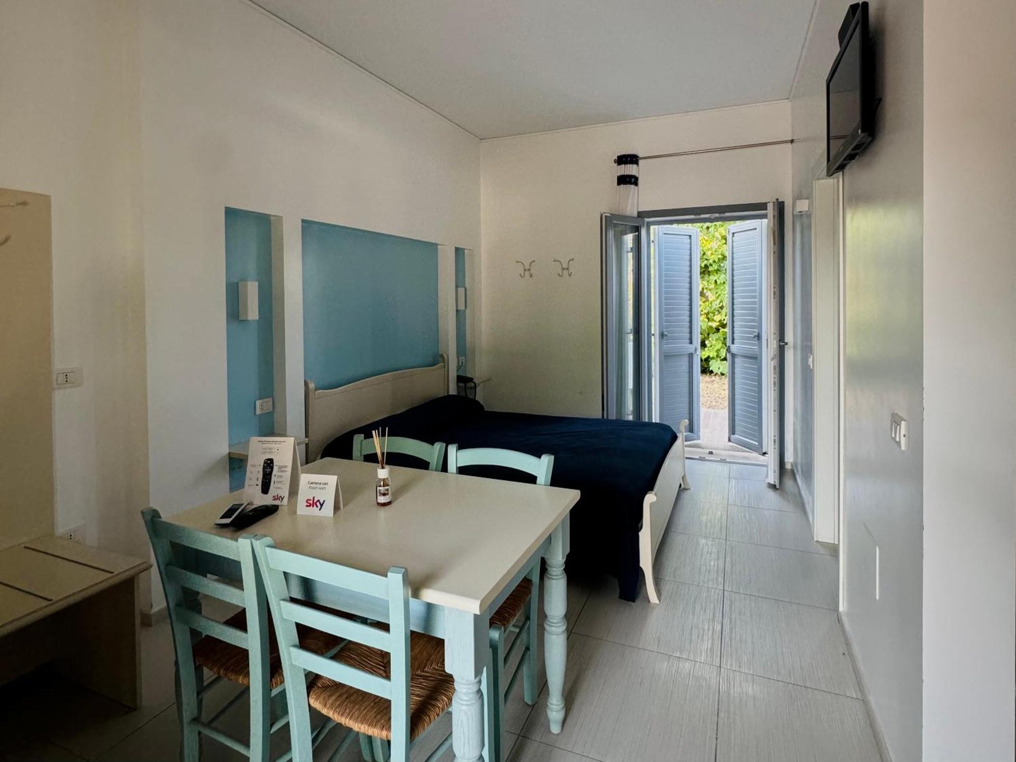 Baia Sangiorgio Hotel & Beach Club Bari Zewnętrze zdjęcie